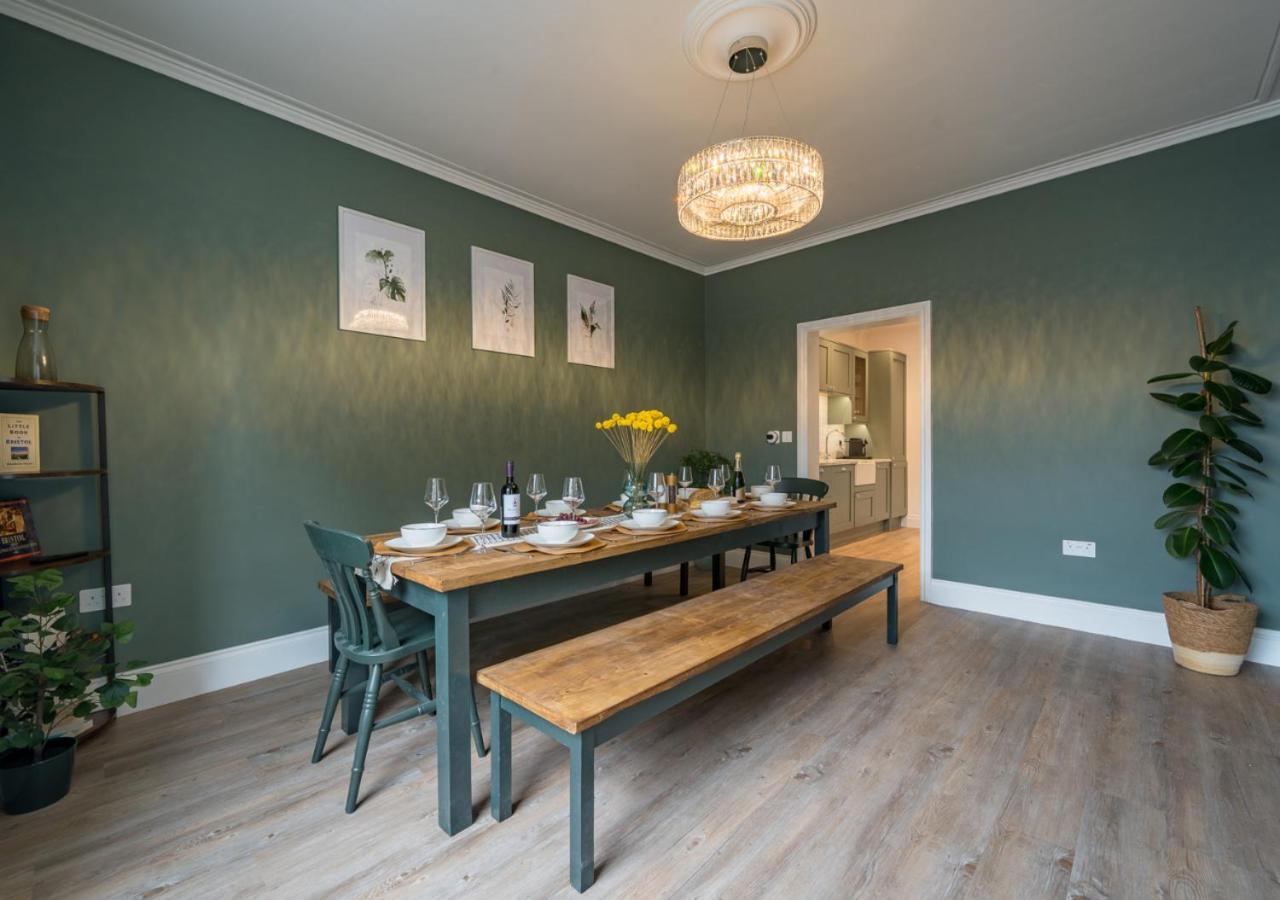 Holiday home Premium Designer 4 Bedroom In Clifton - 3 Bathrooms & Cinema Bristol