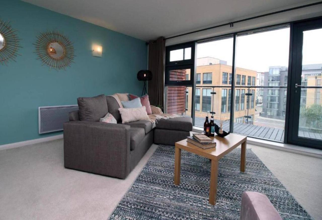 Apartment Short Stays College Green, 2 Bed Parking Bristol