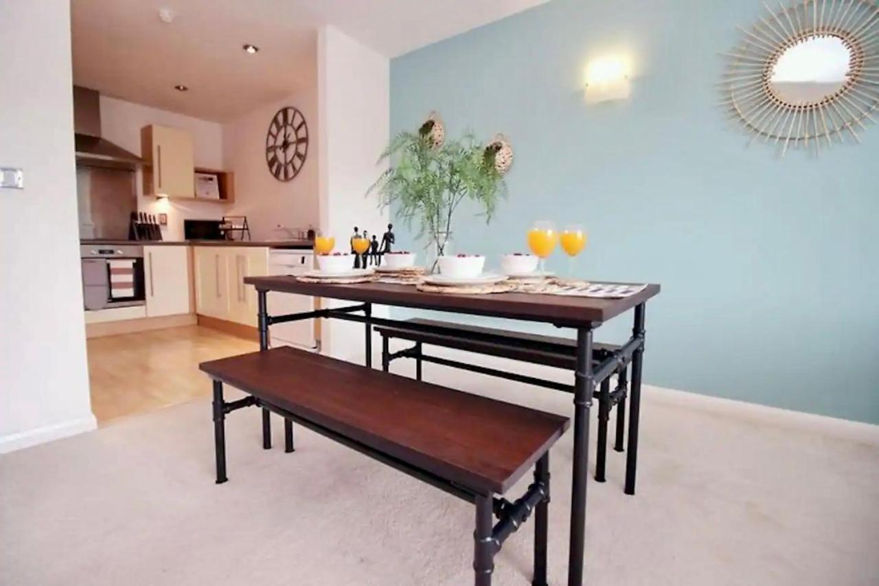 Apartment Short Stays College Green, 2 Bed Parking *