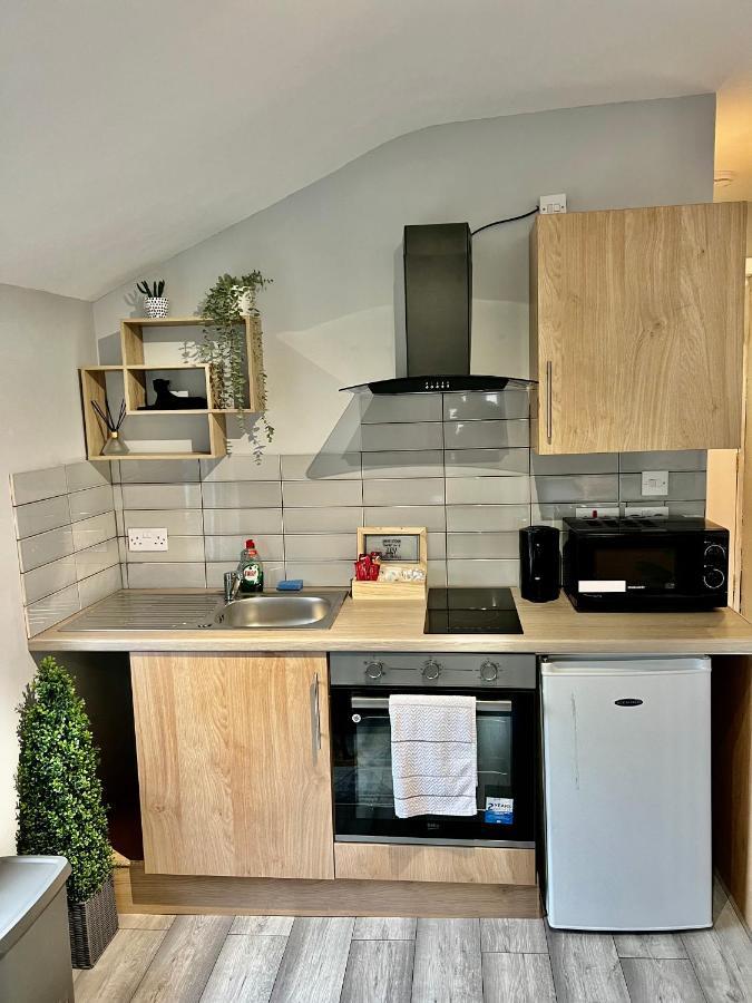Dvm Escape Flat 2 Apartment