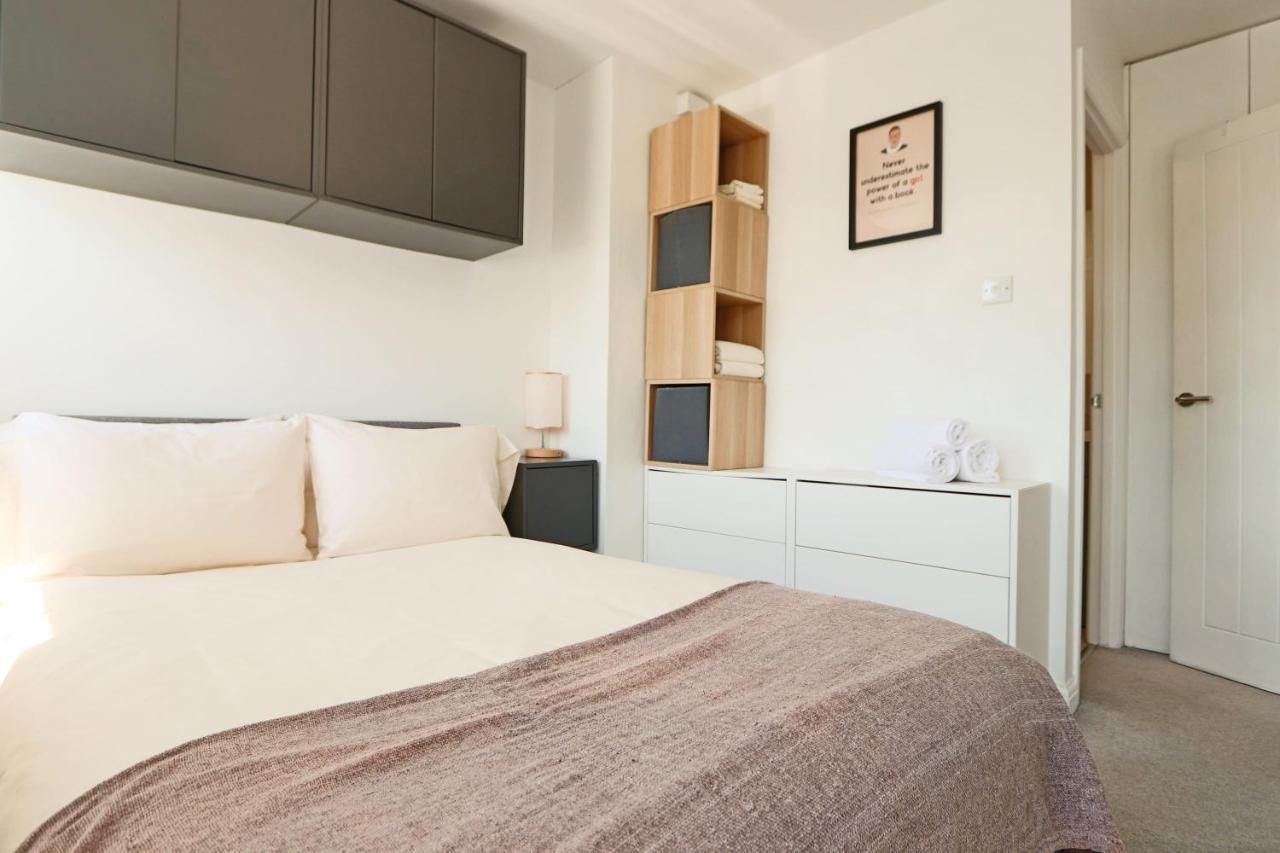 Apartment One Bedroom Flat Near Whiteladies With Parking *