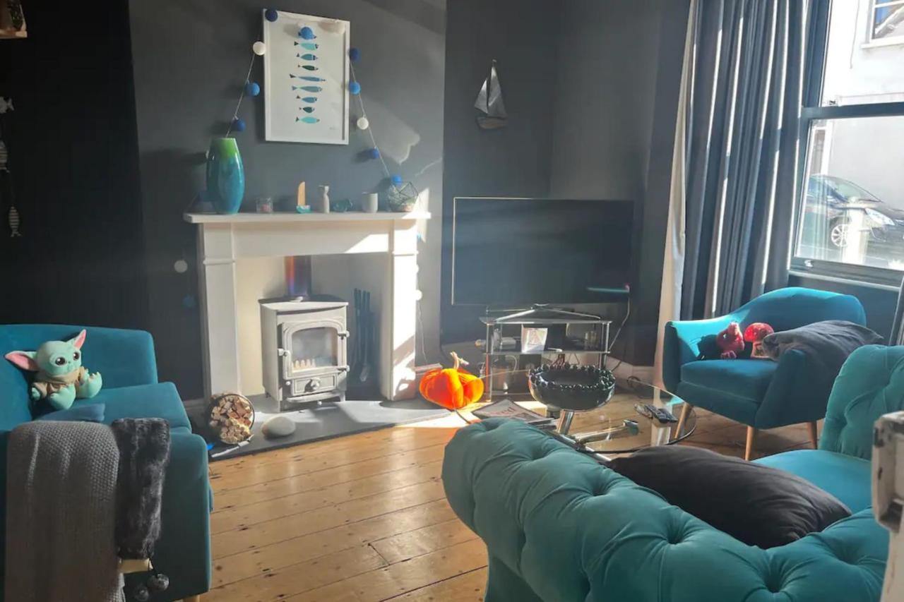Charming 3bd House Wprivate Garden - *