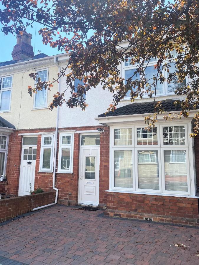 Holiday home Comfortable Escape Near Gloucester Road *