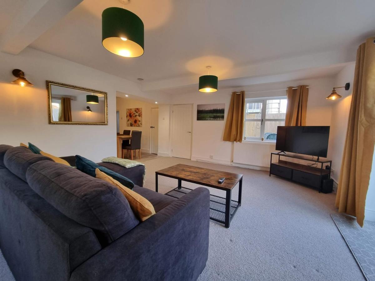 Well By Cliftonvalley Holiday home *