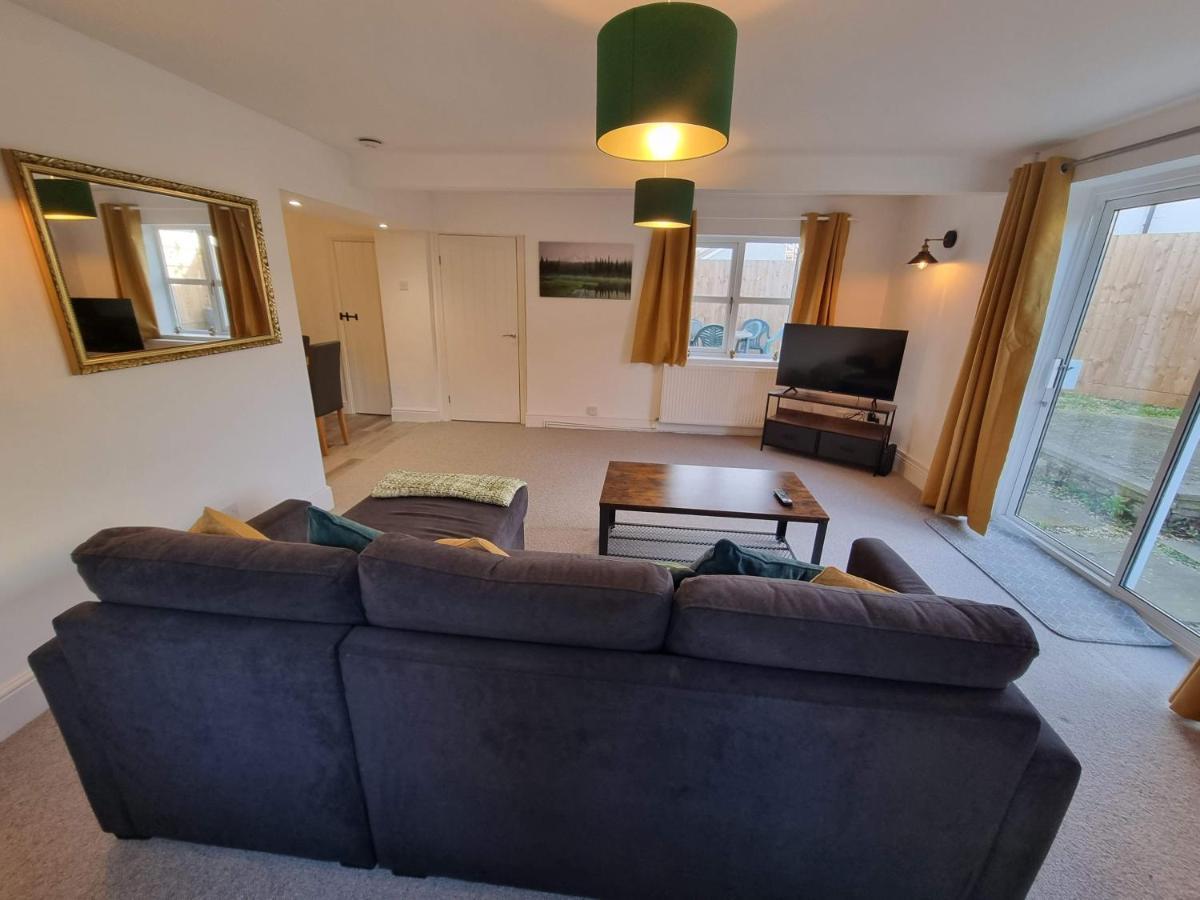 Well By Cliftonvalley Holiday home
