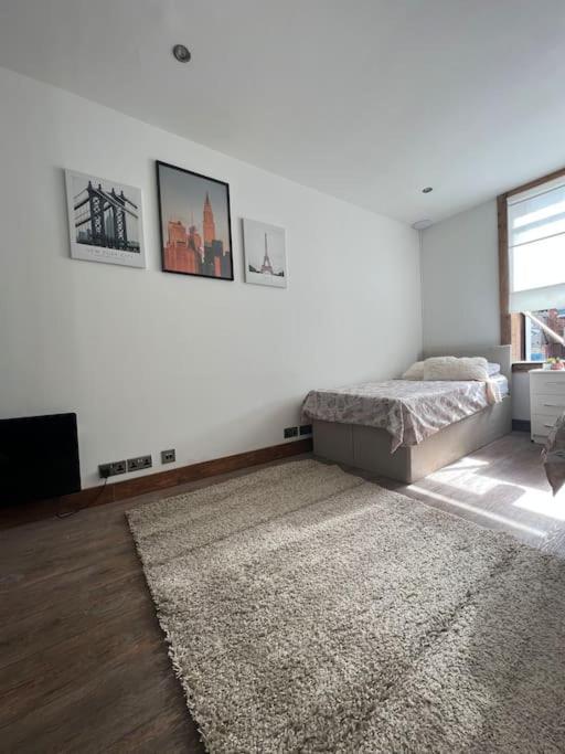 En-suite Double Center