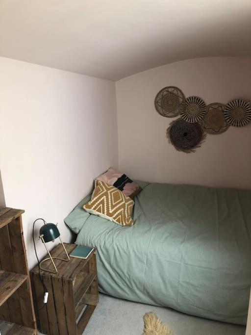 Apartment Beautiful, Well Positioned Flat In Clifton Wood *