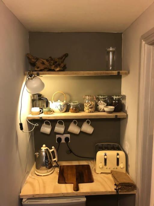 Beautiful, Well Positioned Flat In Clifton Wood Apartment *
