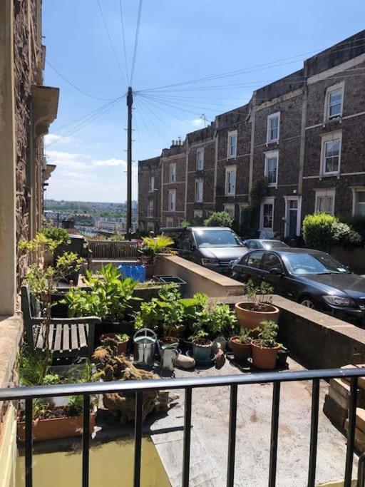 Apartment Beautiful, Well Positioned Flat In Clifton Wood *