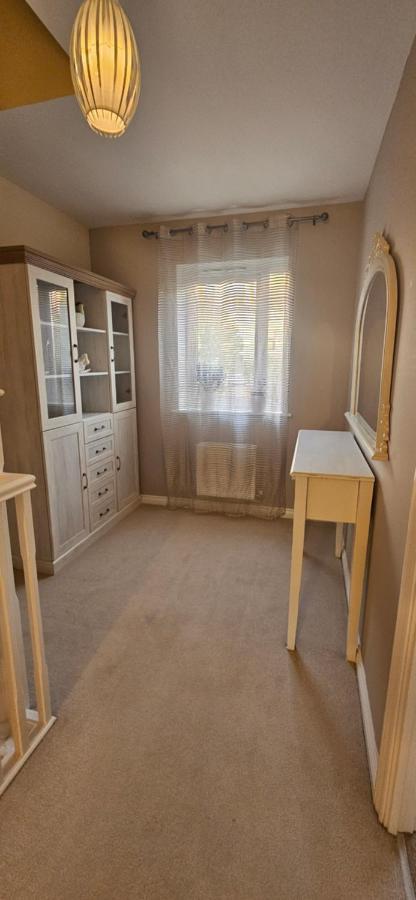 Entire In Cheswick Village Homestay Bristol
