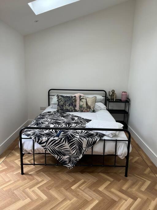 Quirky Getaway @ The Old Bakery Holiday home