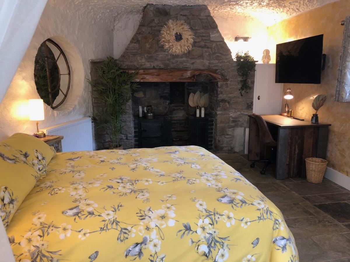 Villa Olli's Cottage-terrace & Jacuzzi