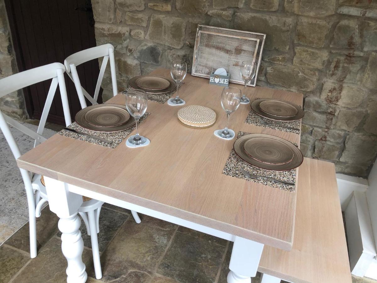Olli's Cottage-terrace & Jacuzzi * Bristol