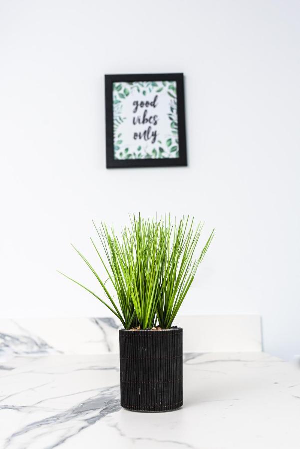 Redland By Mycityhaven Apartment