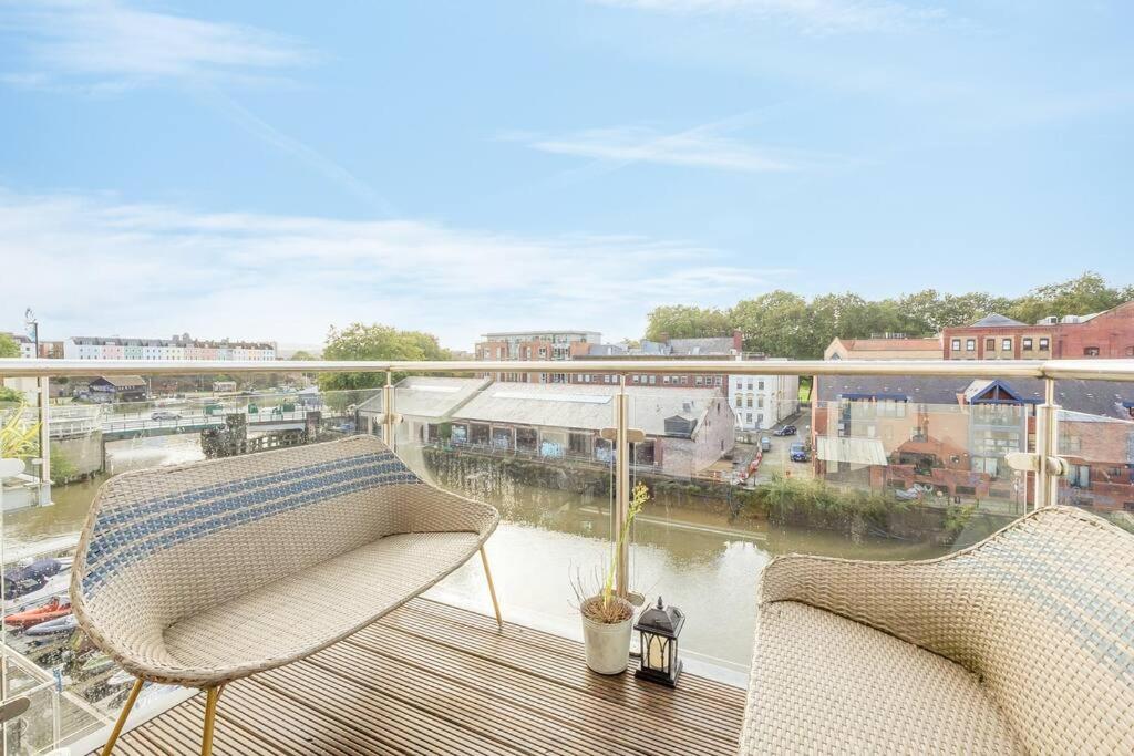Cosy 2 Bed Flat In On River Avon *