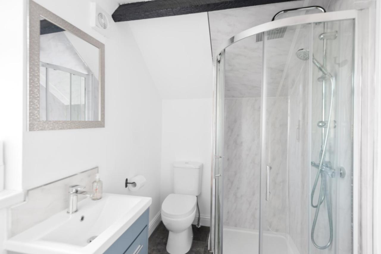 Well Coach House By Cliftonvalley Holiday home Bristol
