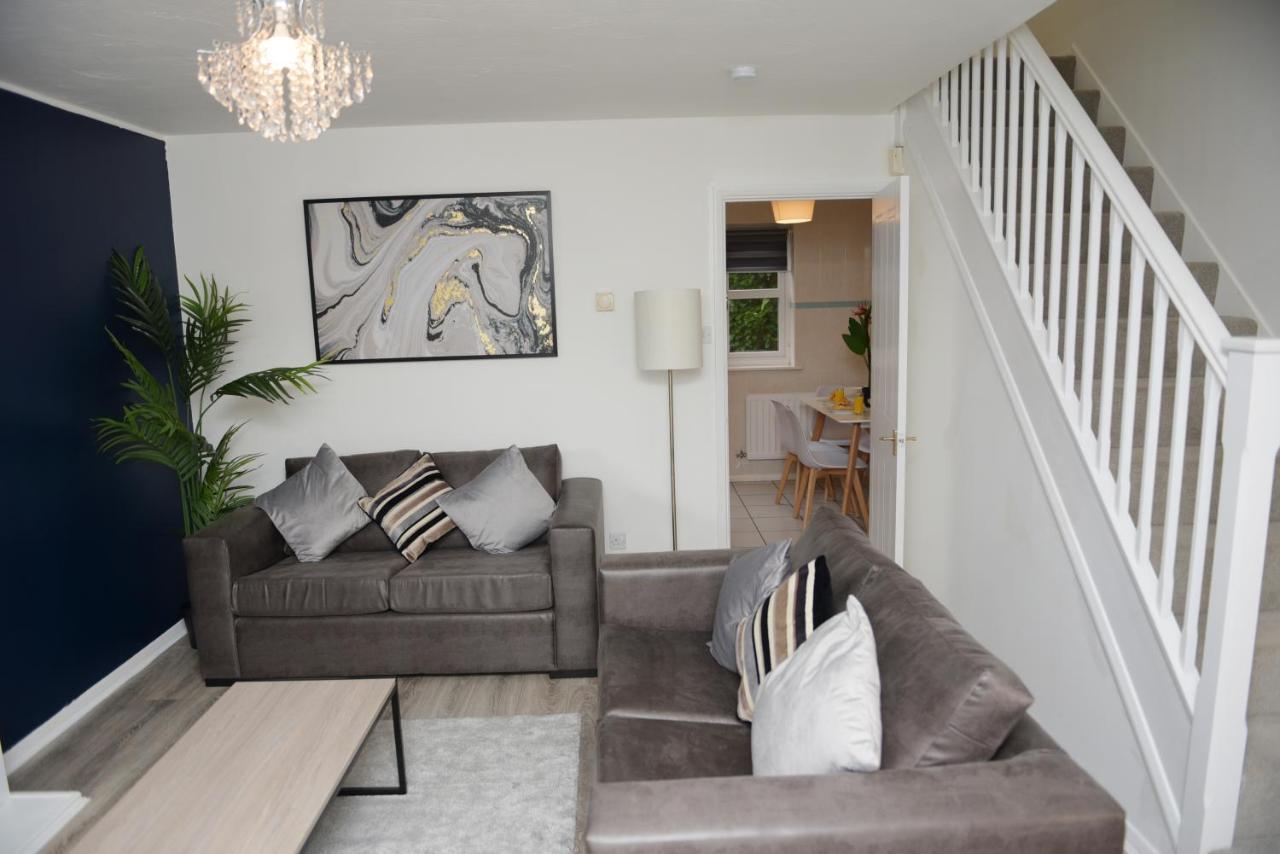 Gorgeous 3 Bed House In Holiday home *