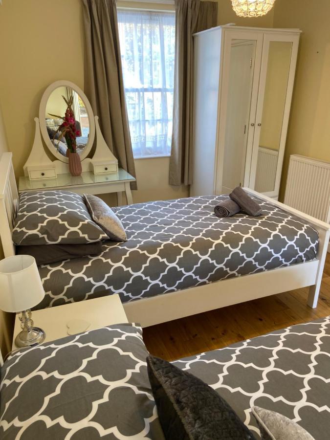 The Ashton Gate Mews Guest house Bristol