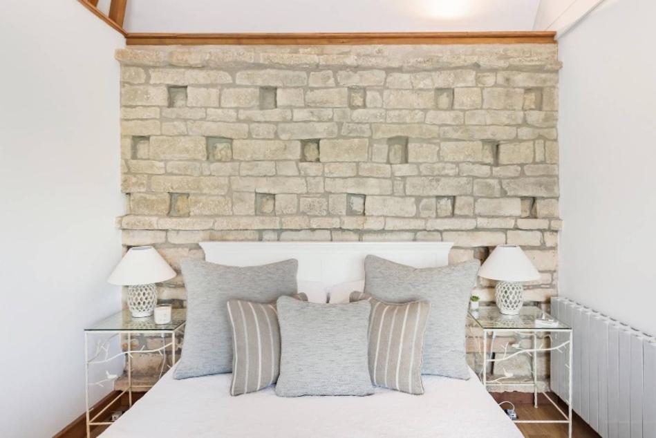 The Dovecote - Collins Farm Apartment
