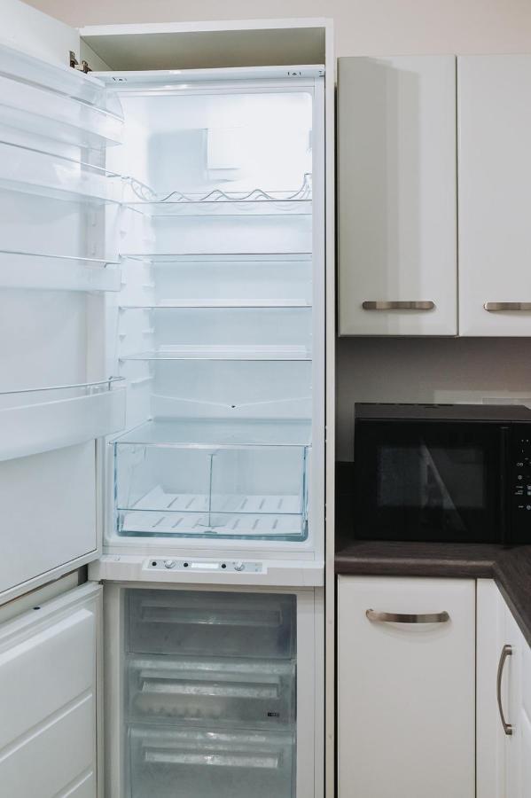 Apartment Deluxe 2 Bed Flat In Patchway Near Aztec West And Cribbs Causeway Bristol