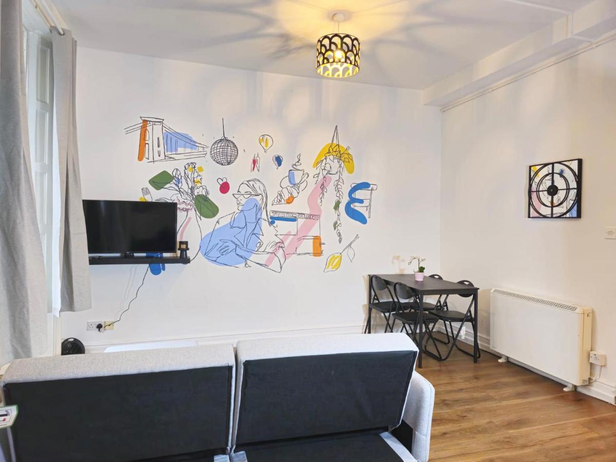 Charming Flat In Stokes Croft *