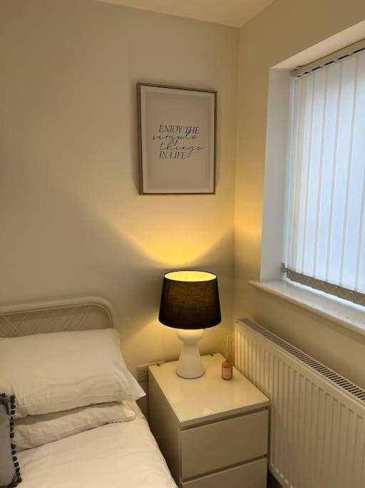 2 Flat, 50m From Airbus Bristol
