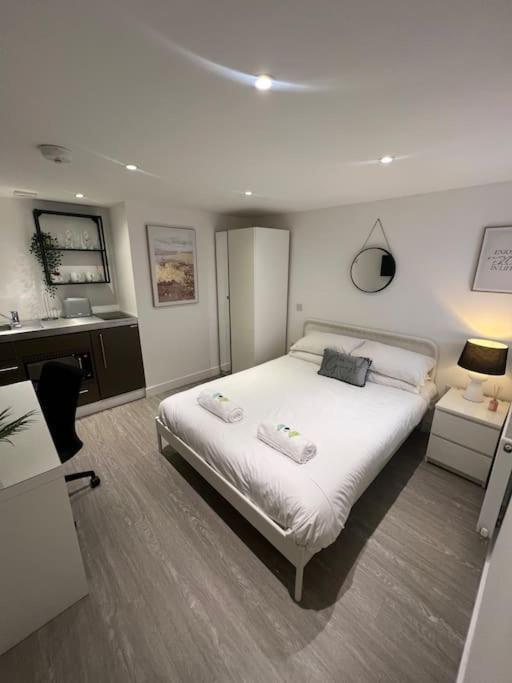 Apartment 2 Flat, 50m From Airbus Bristol