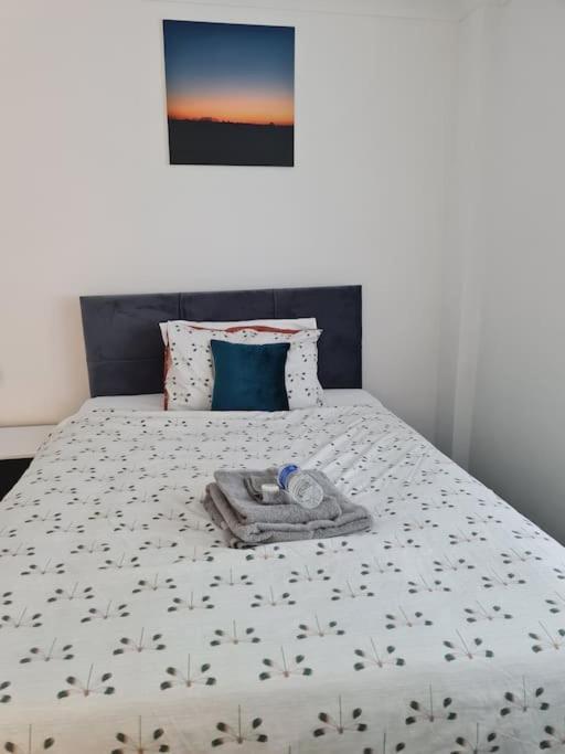Apartment Jah Bristol: Spacious 5-bed With Free Parking For Extended