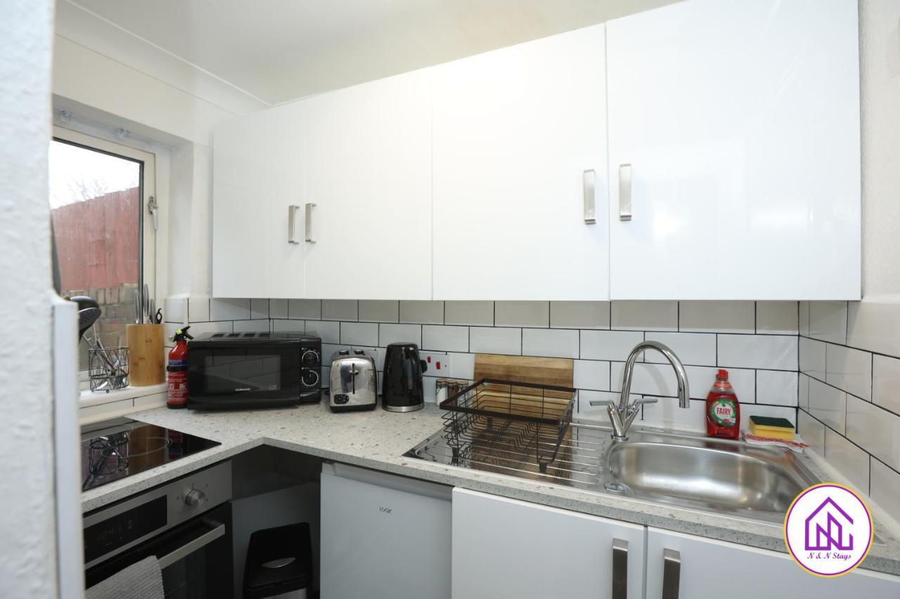 Aberdeen Apartments, Redland, Great Location Apartment