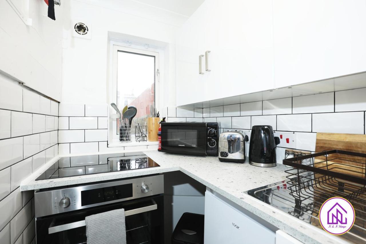 Aberdeen Apartments, Redland, Great Location Apartment *