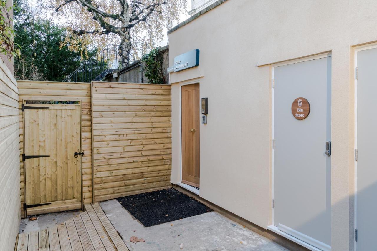 Redland Place - Your Apartment *