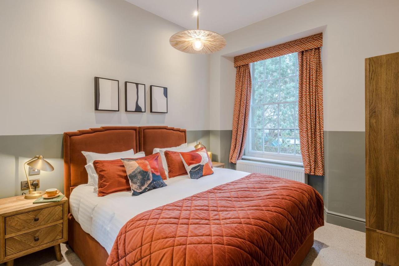 Redland Place - Your Apartment *