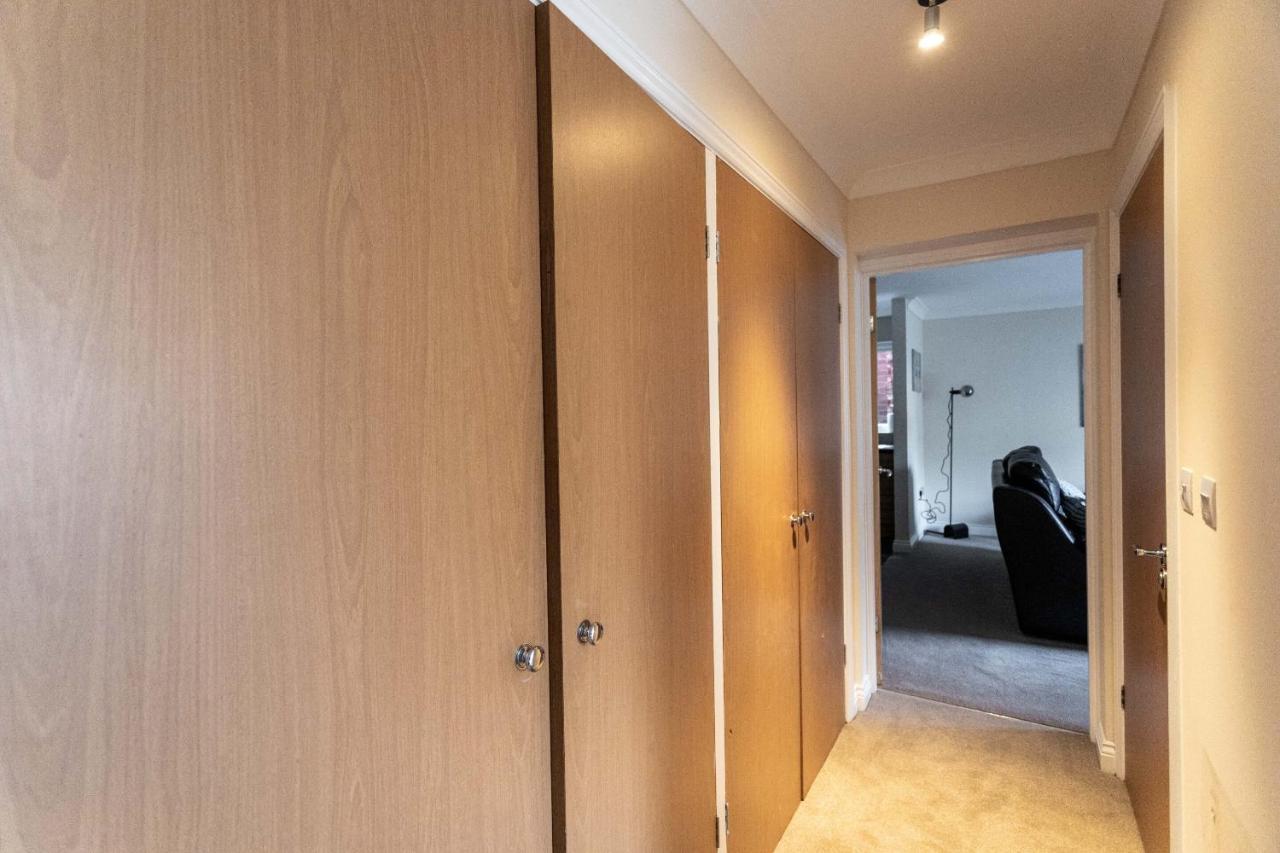 Apartment October Disc - Long - Contractors - Frances Mews Bristol