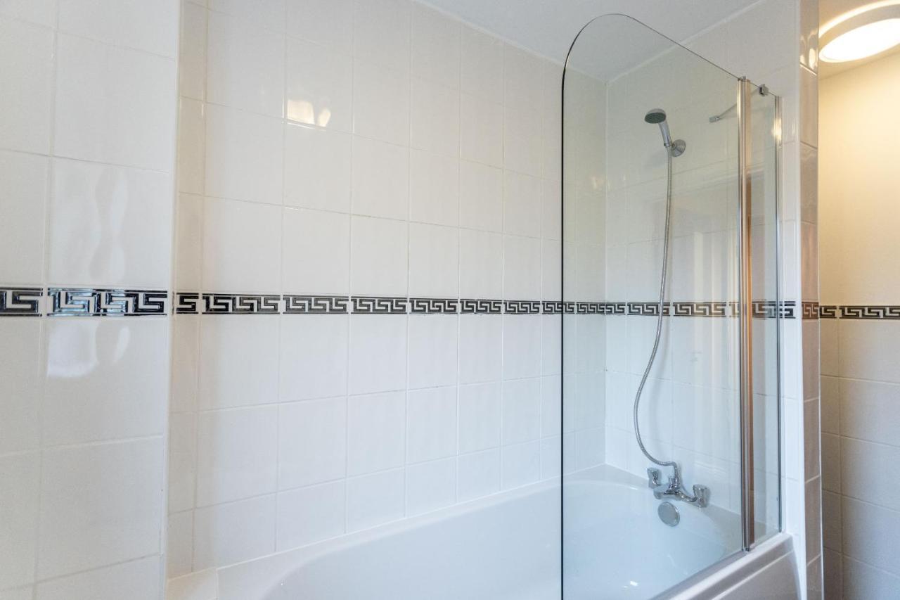October Disc - Long - Contractors - Frances Mews * Bristol