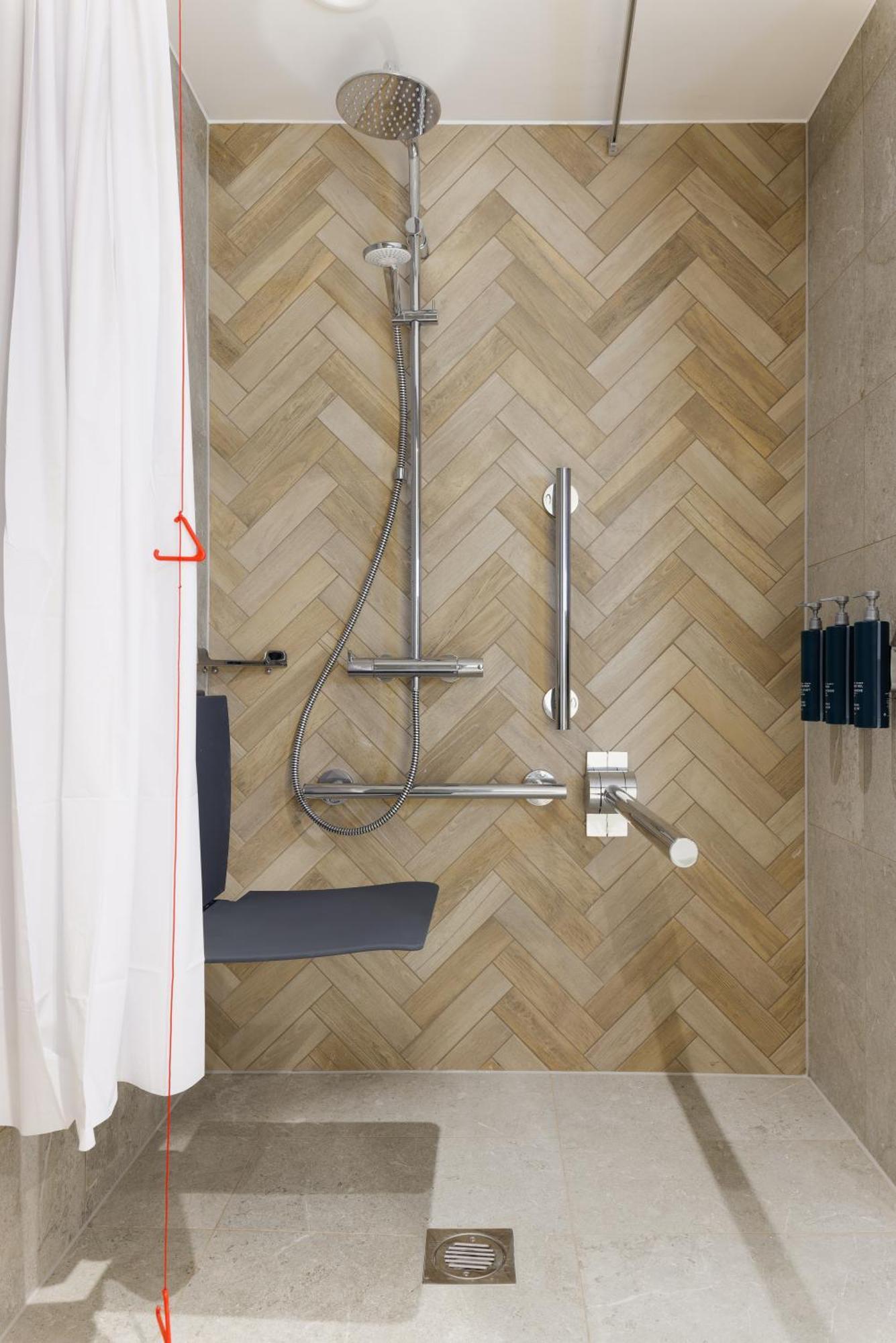 Doubletree By Hilton North 4*