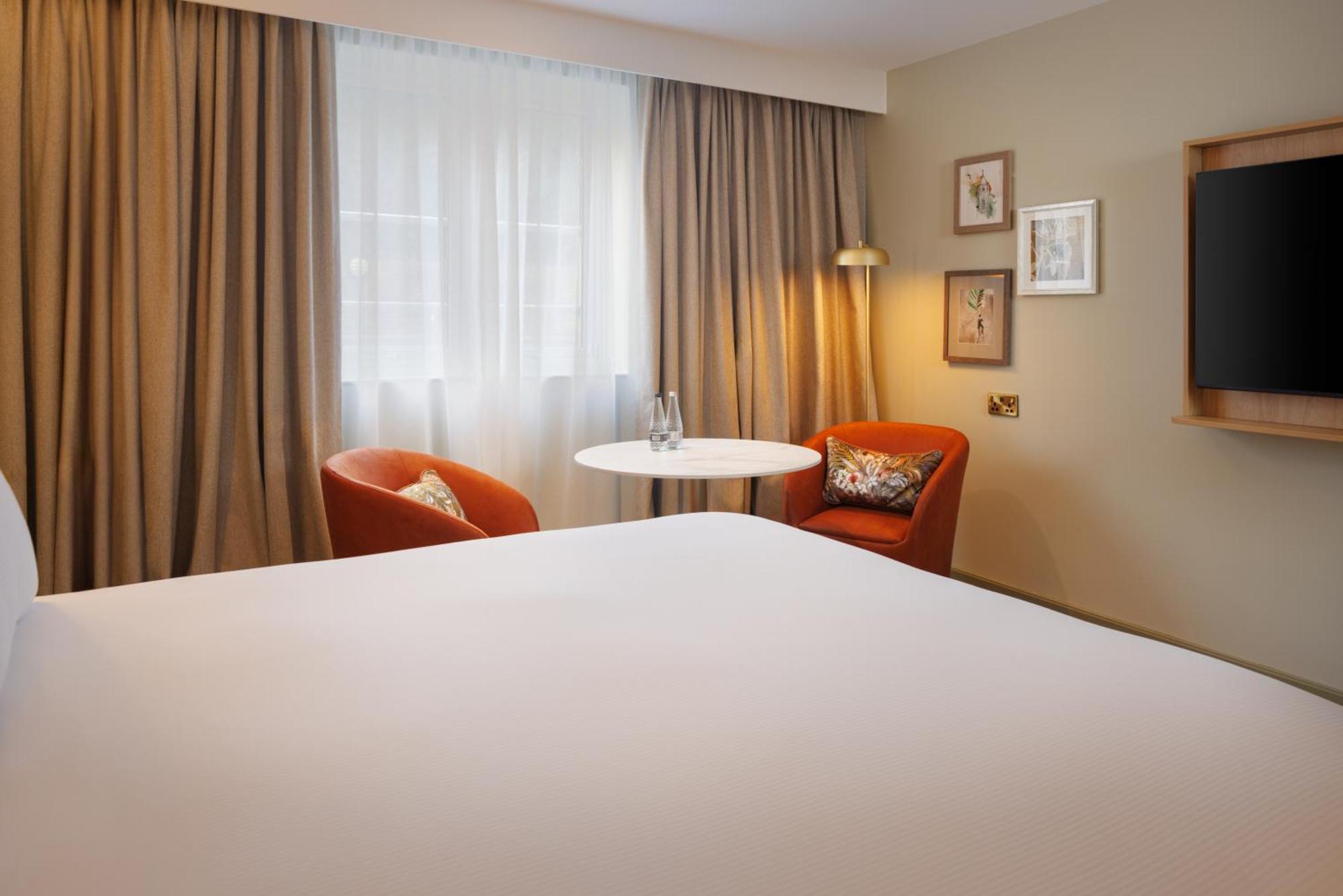 Hotel Doubletree By Hilton North