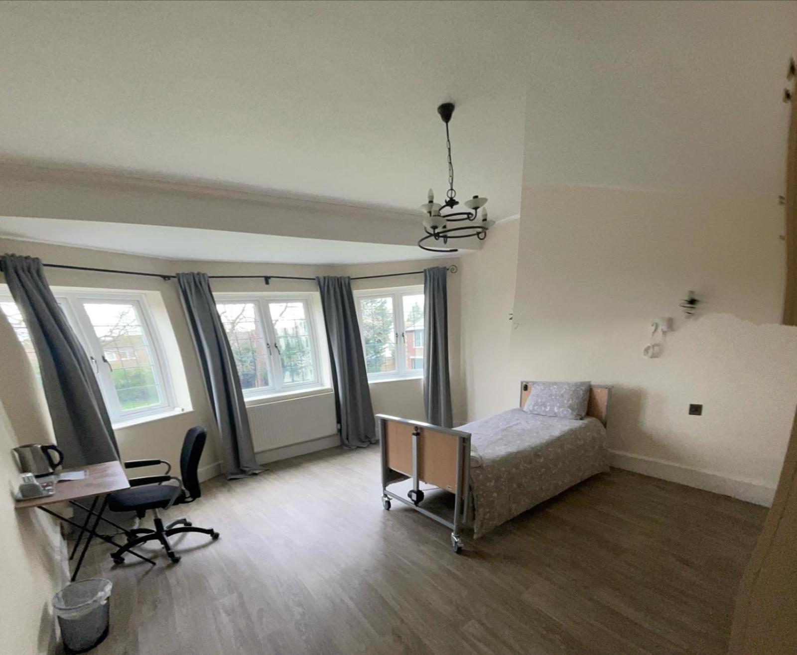 Canford House On Westbury On Trym * Bristol