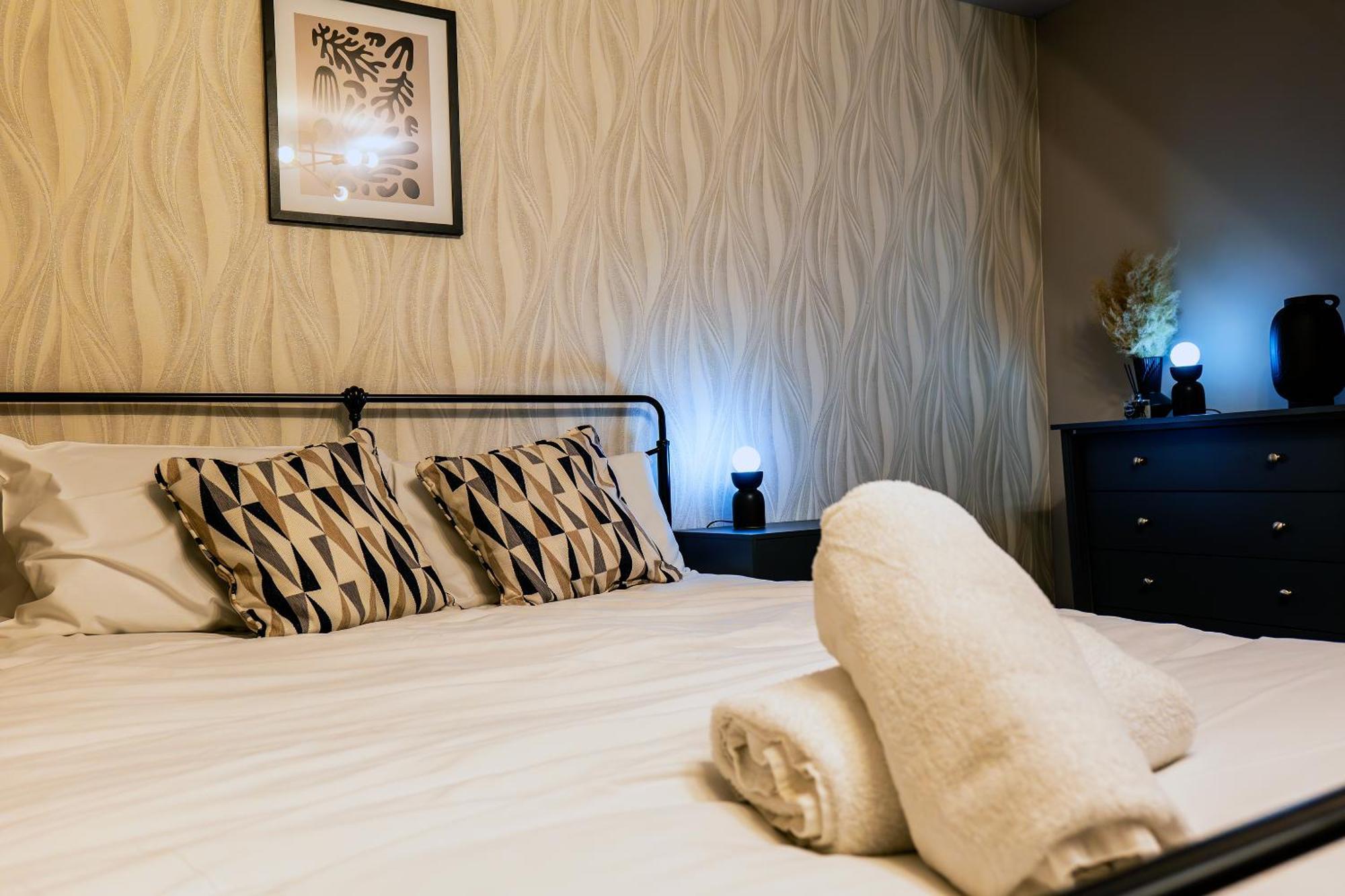 Park Place - 1 Bedroom In By Mint Apartment Bristol