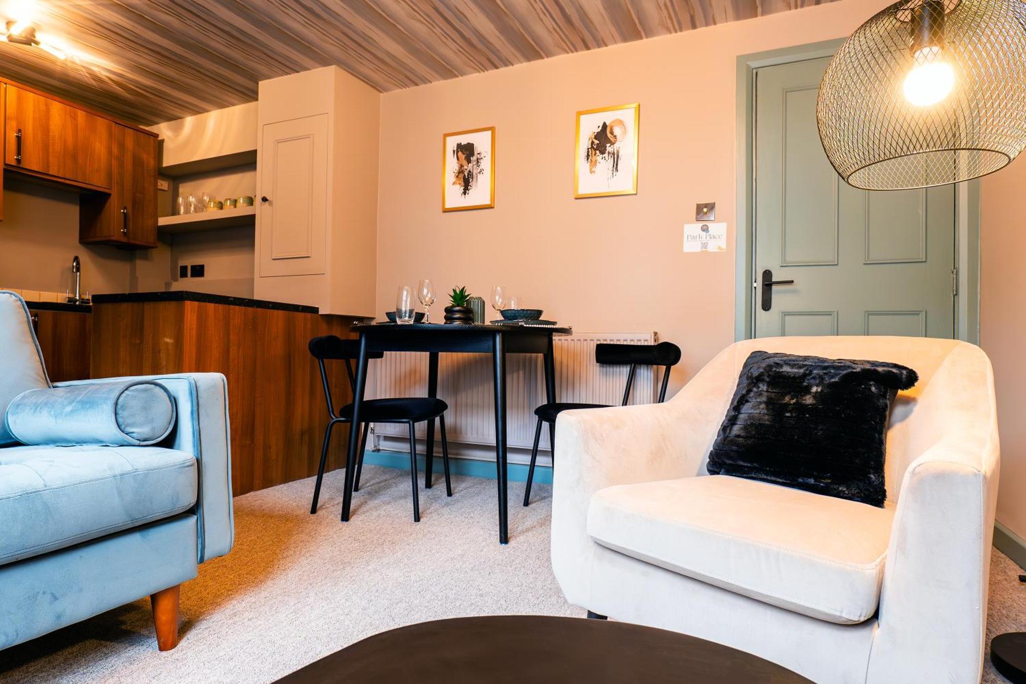 Park Place - 1 Bedroom In By Mint Apartment Bristol