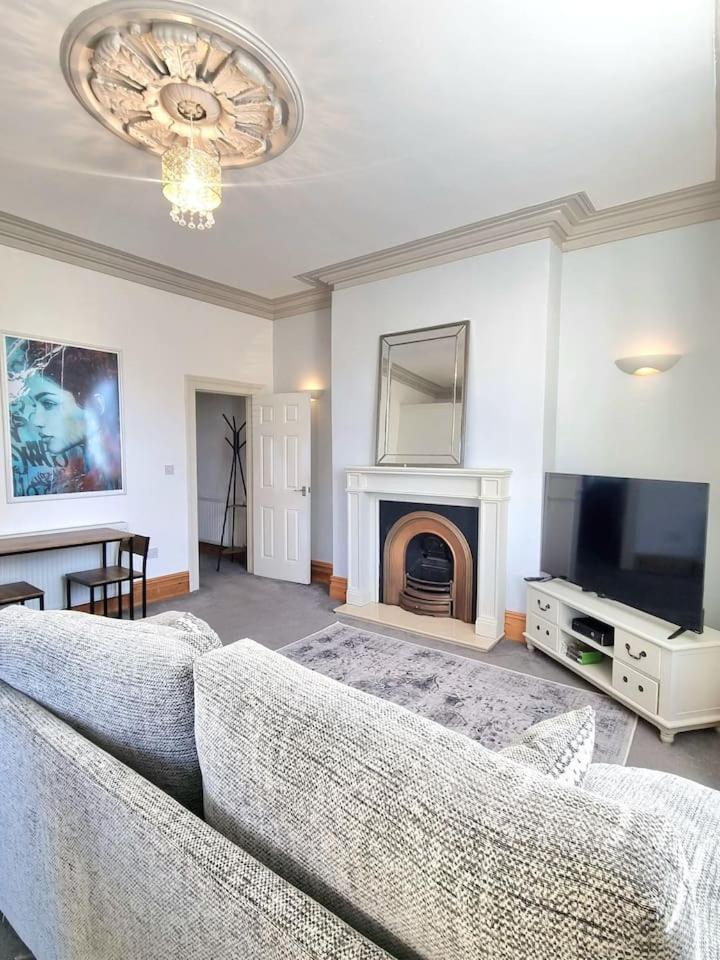 Entire By Centre & Harbourside Apartment