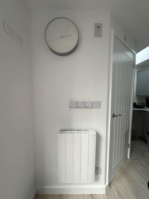 Apartment Whitsun - Brand New Listing! *