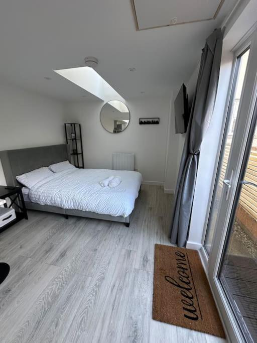 Whitsun - Brand New Listing! *
