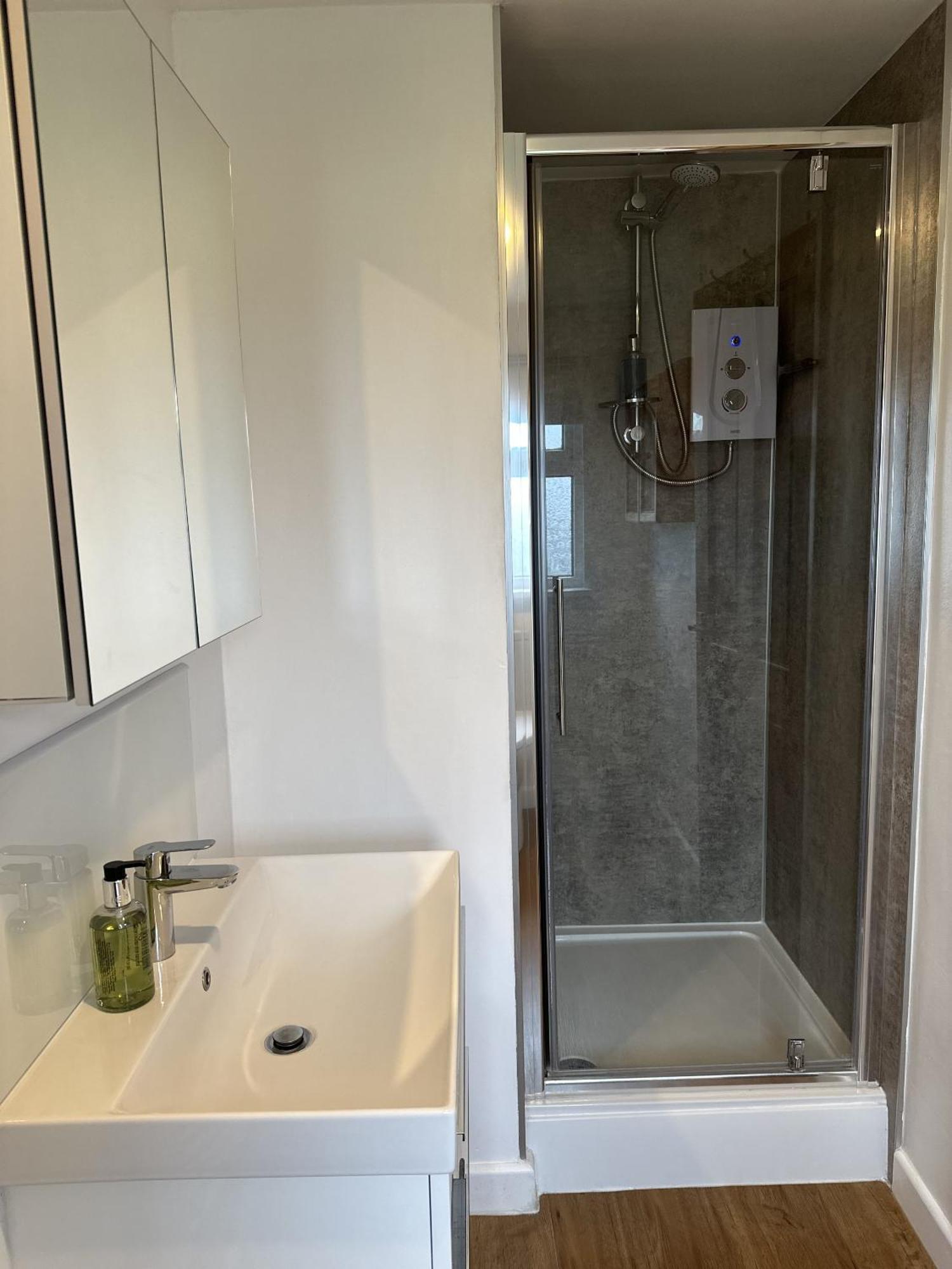 Holiday home Peaceful Family Retreat Near Gloucester Road Bristol