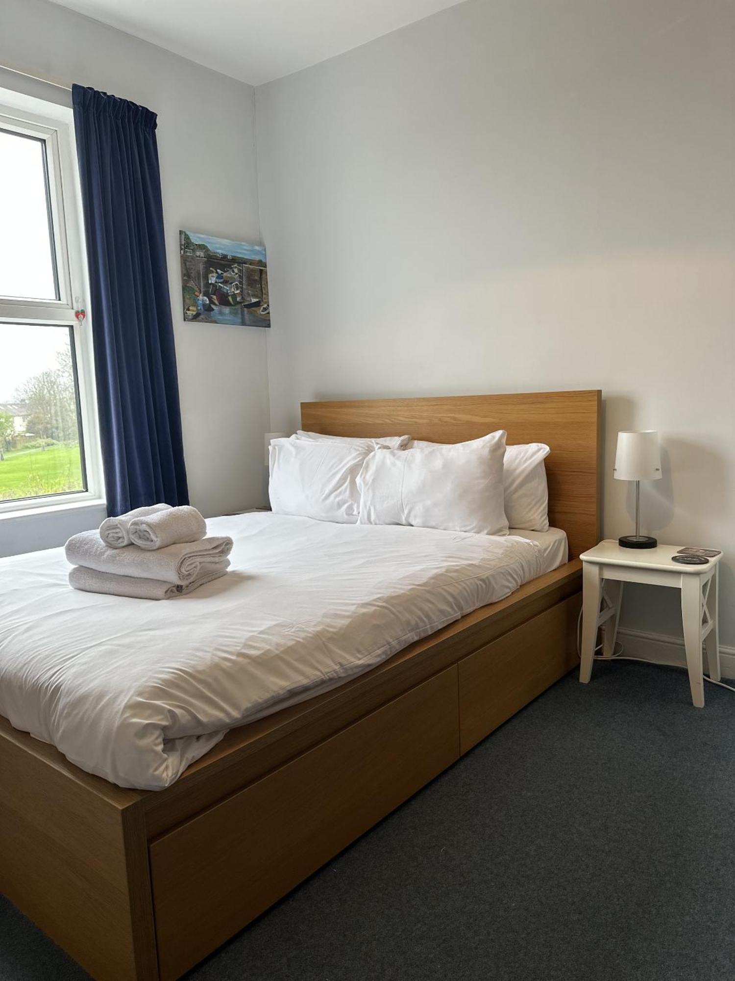 Peaceful Family Retreat Near Gloucester Road Holiday home *