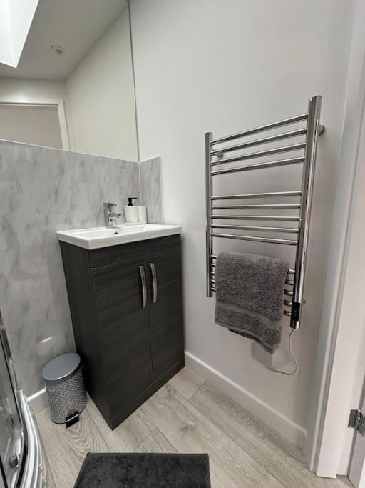 Whitsun - Brand New Listing! Apartment