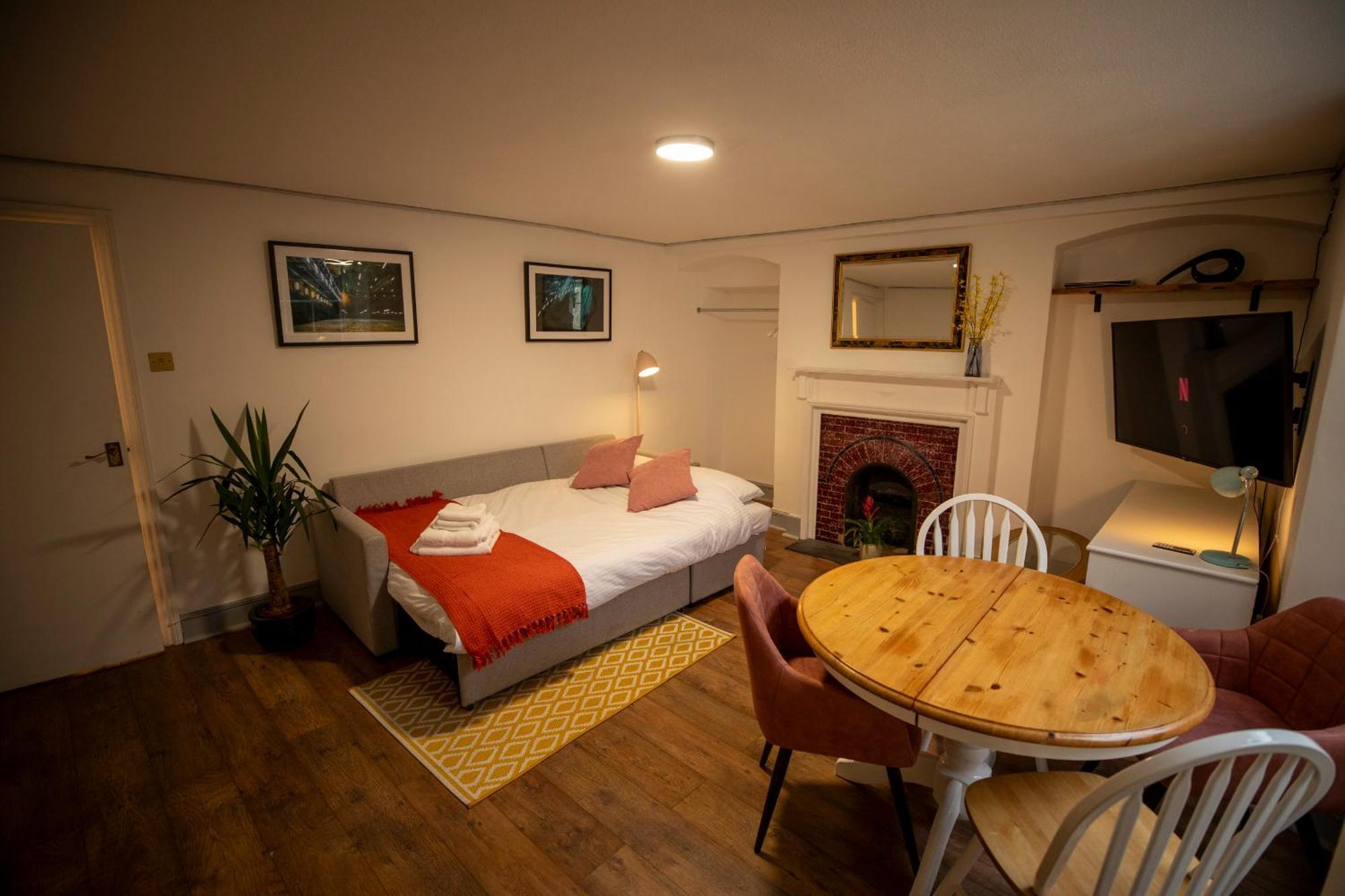 Base78, Your Place In Bristoi, Close To Station, Harbourside &