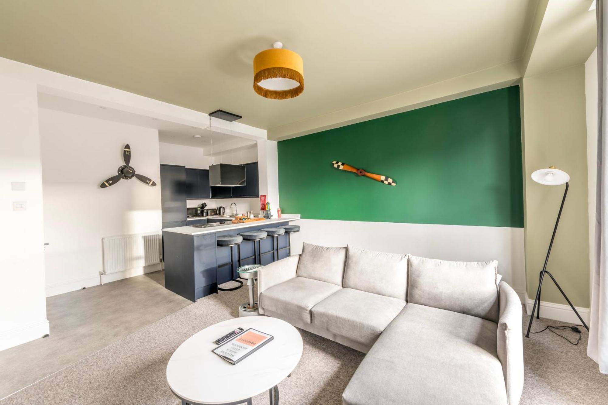 Apartment Unique Spitfire With Free Parking By Prescott *