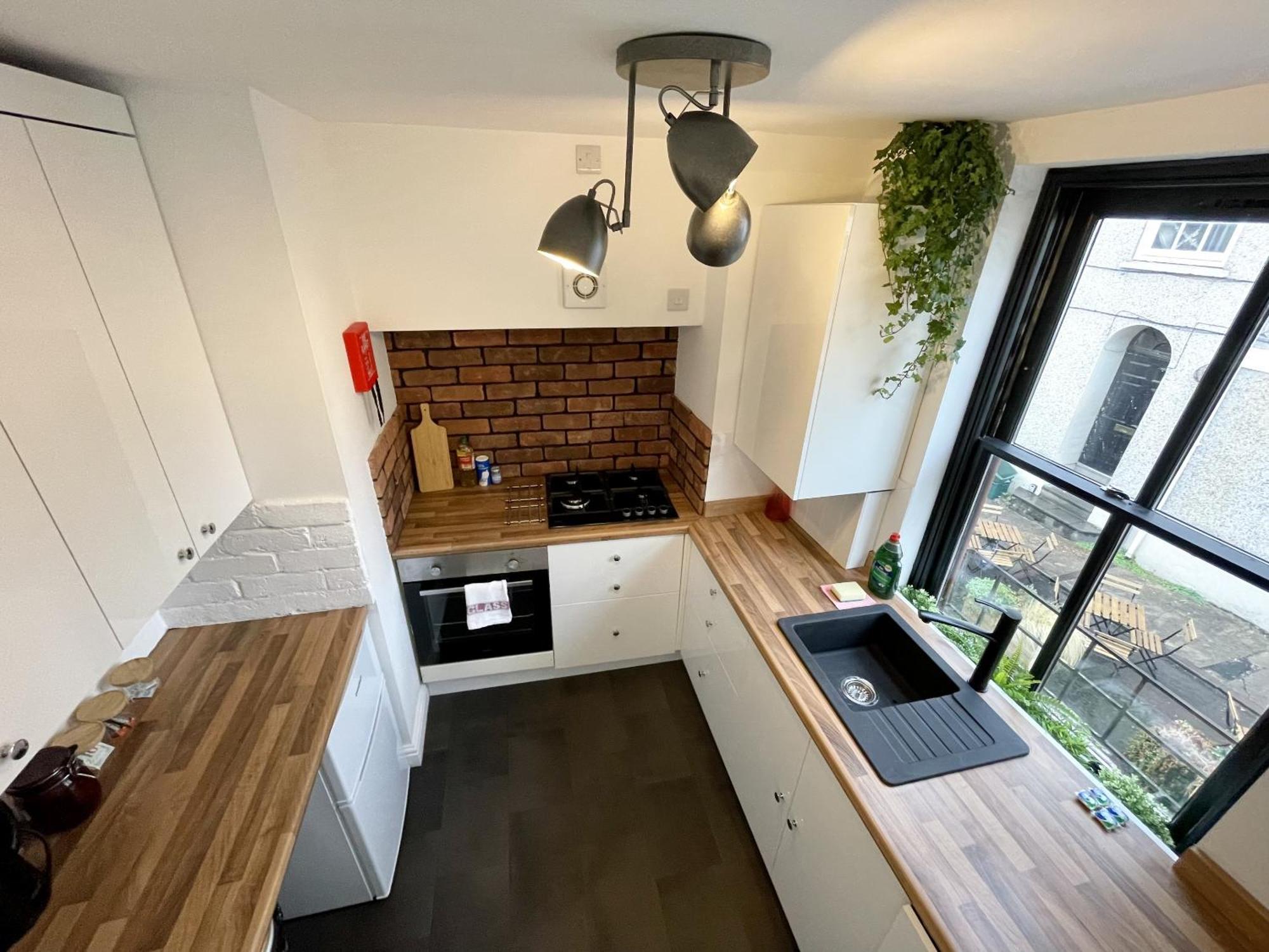 Cosy Oasis In The Heart Of Clifton Village Apartment *