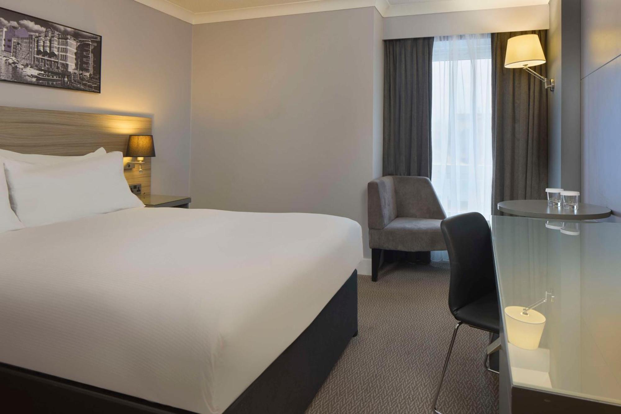 Doubletree By Hilton Centre Hotel 4*