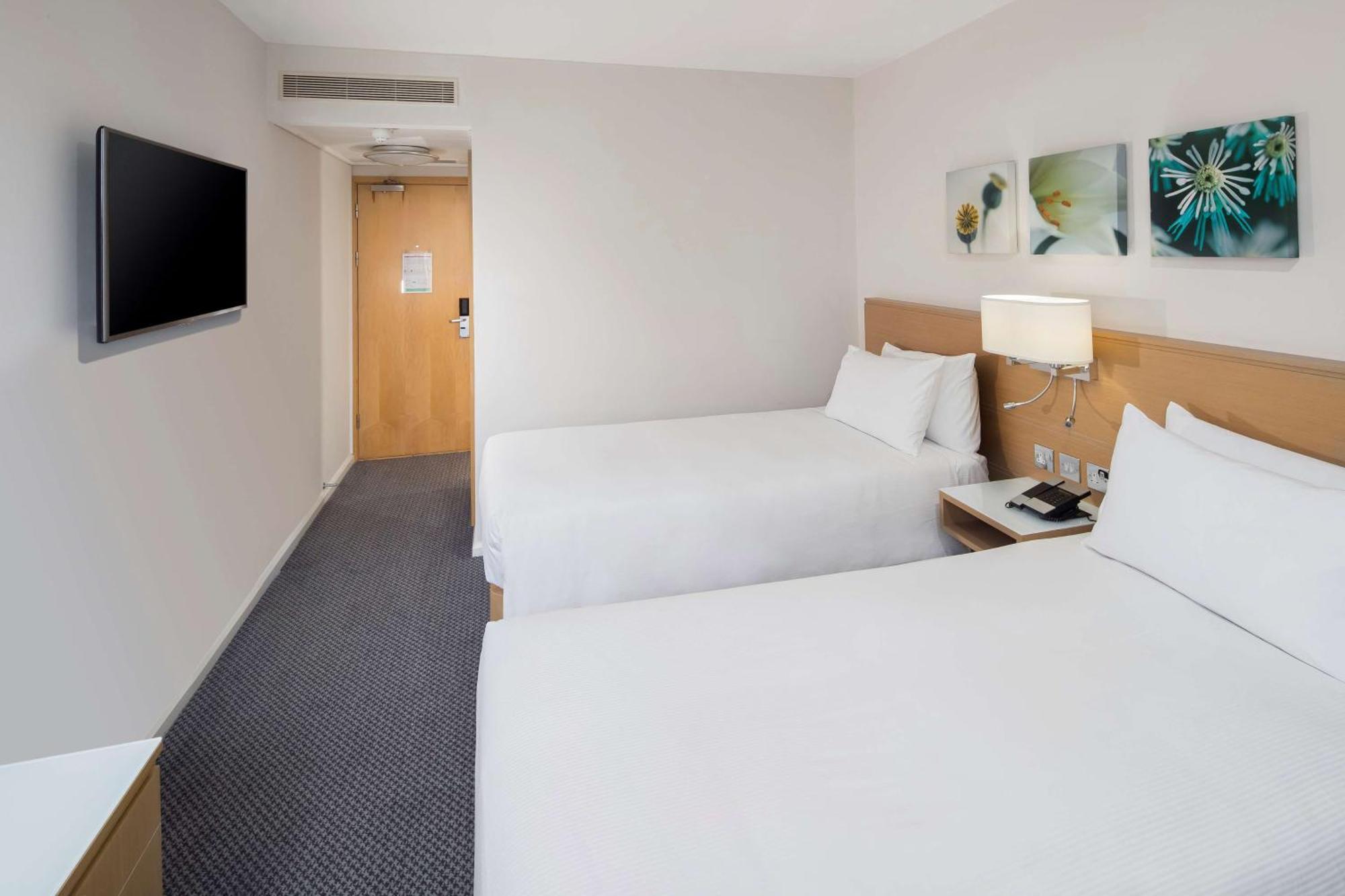Hilton Garden Centre Hotel Bristol